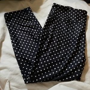 M polka dot cropped leggings Vogo Athletica🌶